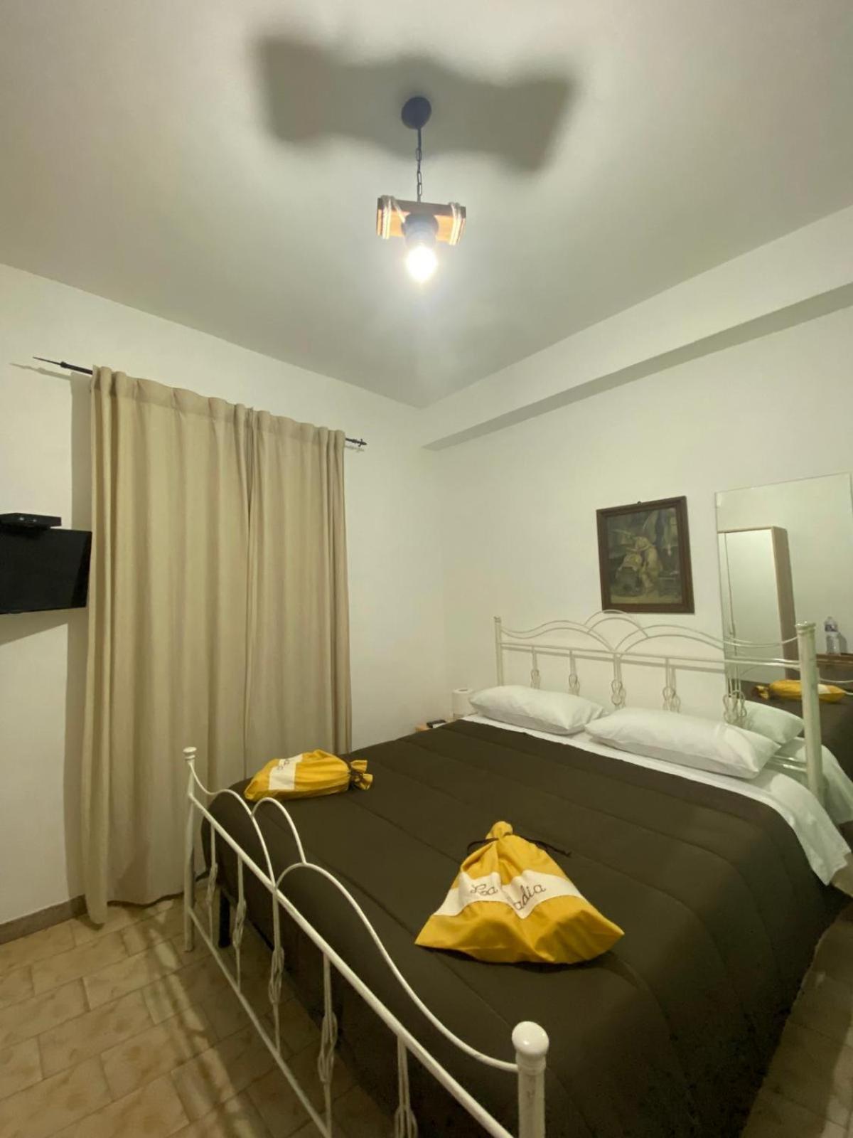 Hotel La Badia Messina Pokoj fotografie
